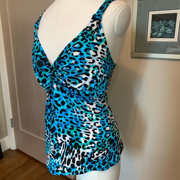 Jantzen bathing suit top - Picture 2 of 7